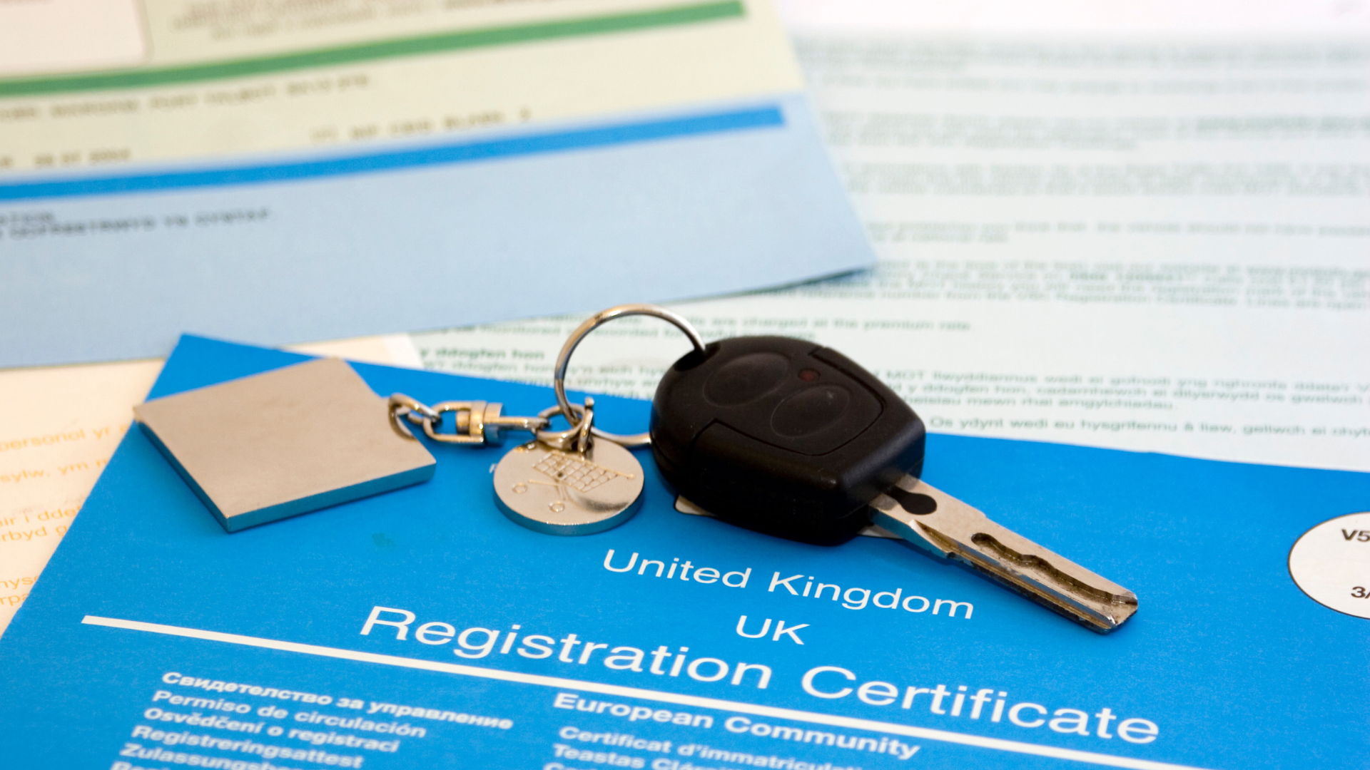 vwhicle-registration-book