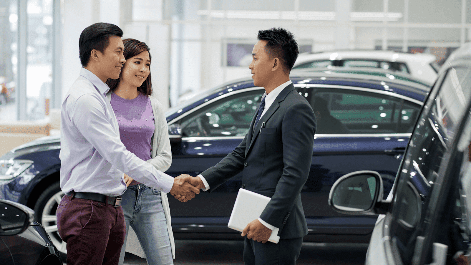 Advantages of selling to a dealer